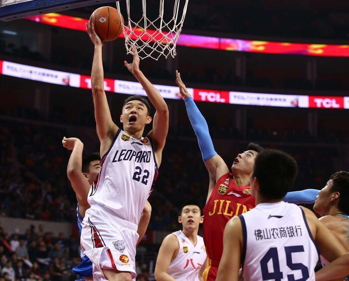 一个轻松的 一个轻松的