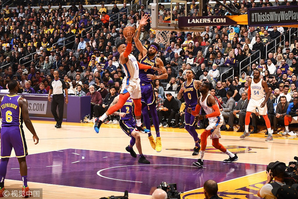 他还通过 他还通过