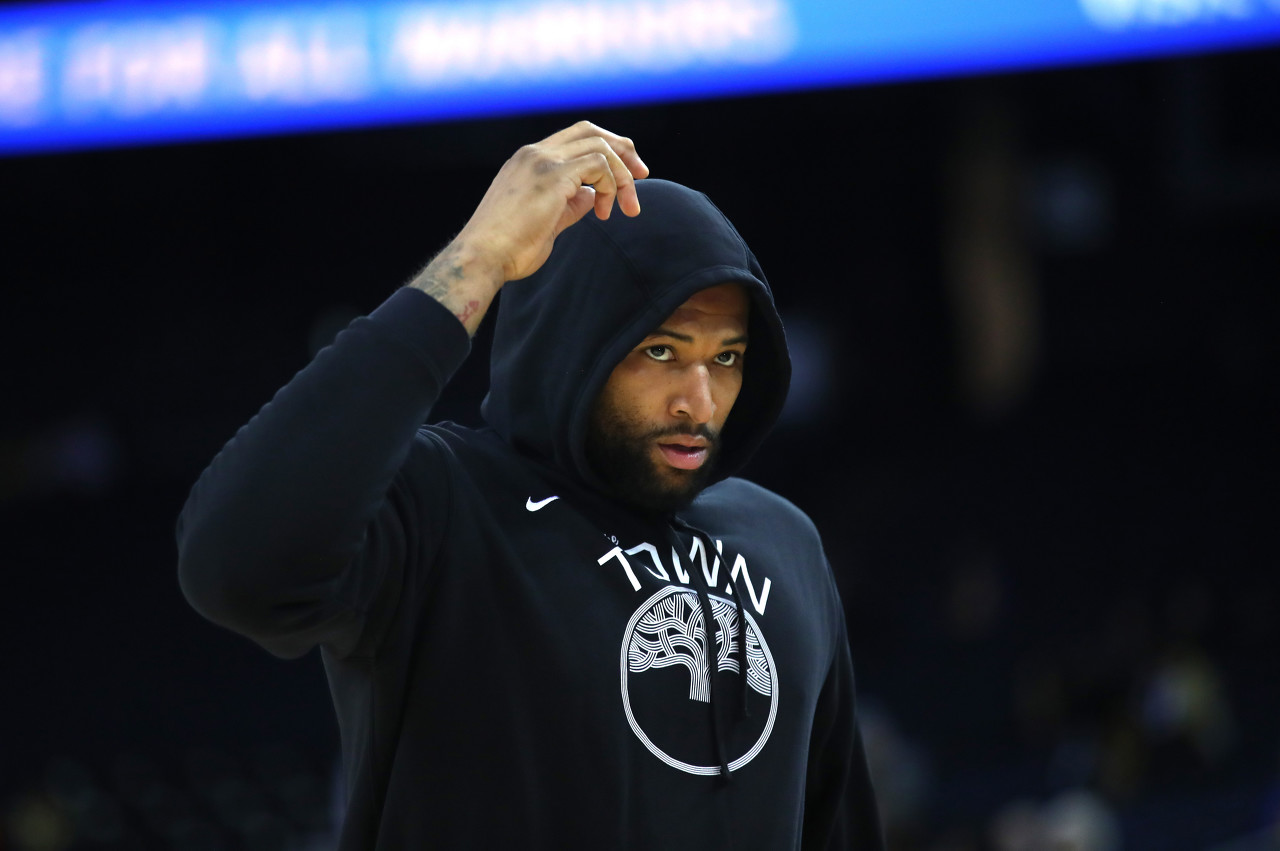 他经常在休 他经常在休