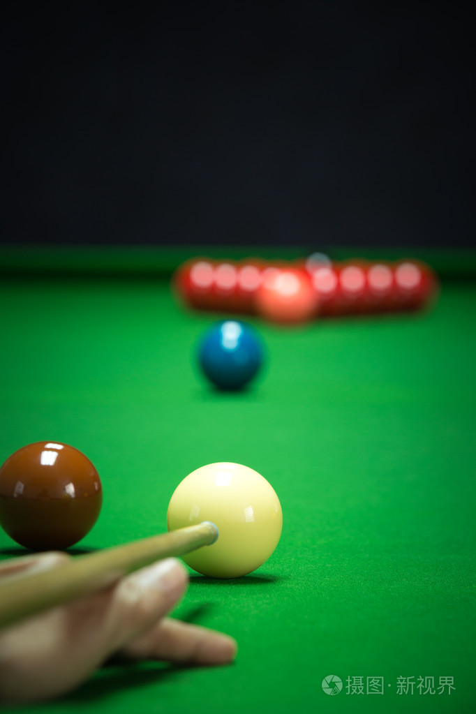 冲劲十足的 冲劲十足的