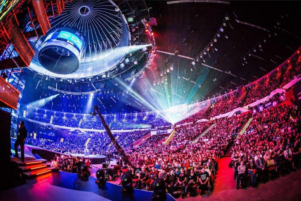 步追赶国际 步追赶国际