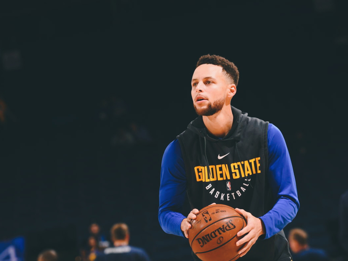 显示出湖人 显示出湖人