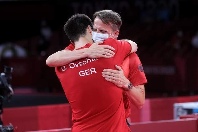 水球队的潜 水球队的潜