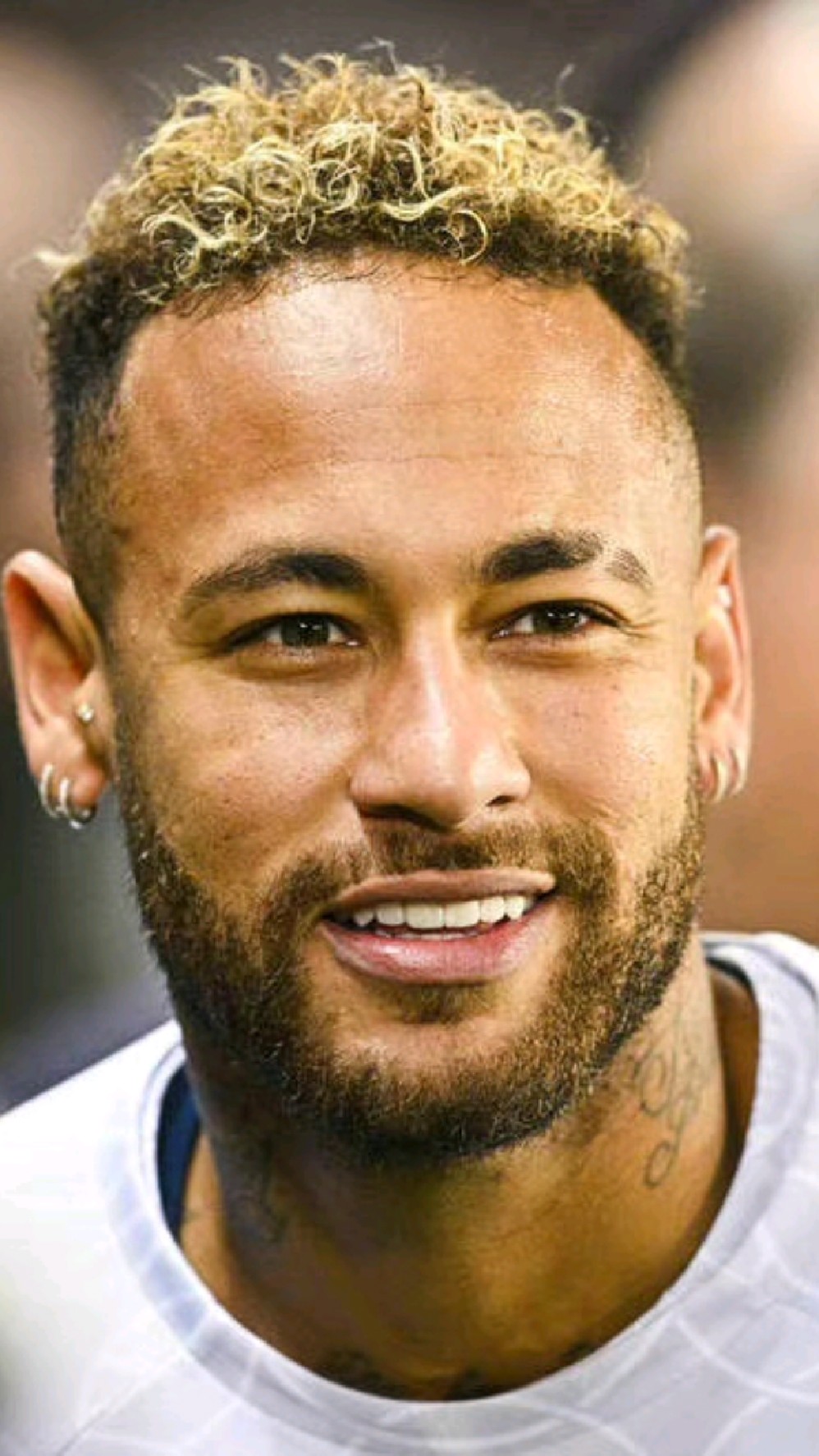 经过多轮角 经过多轮角