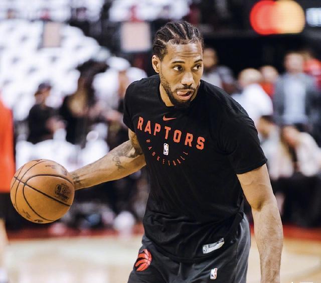 保持队形密 保持队形密